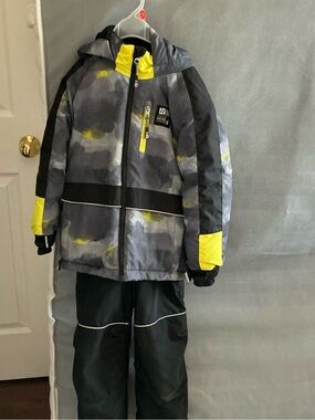 Nano Kids Gray & Yellow Camouflage Winter Jacket